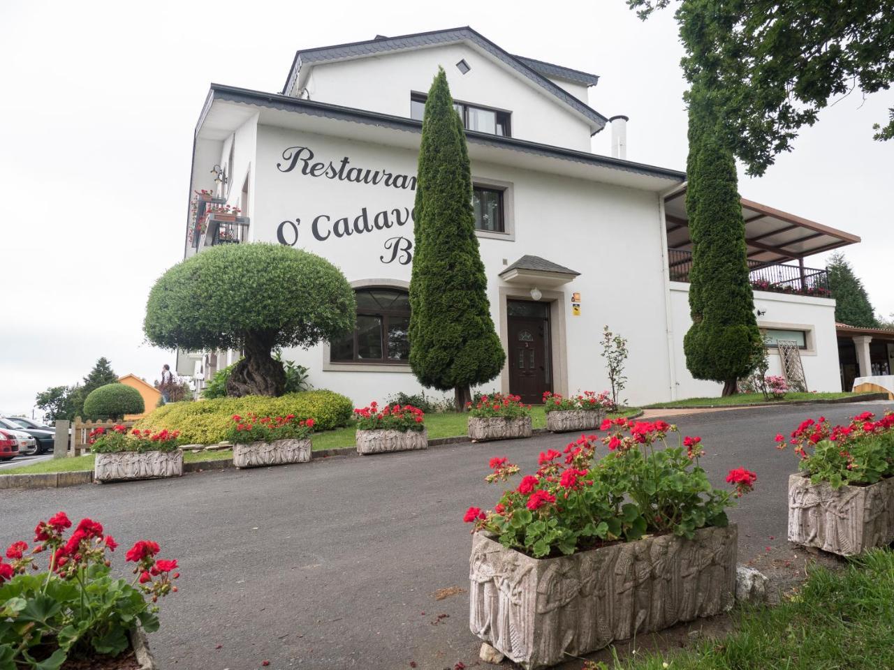 Hostal Restaurante O'Cadaval Фрадес Экстерьер фото
